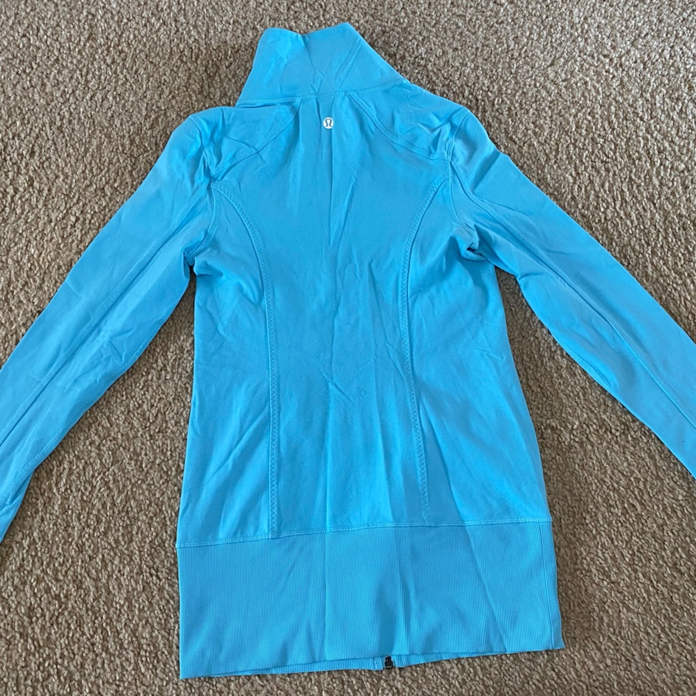 Lululemon Runderful 1/2 Zip
Space Dye Camo Berry Rumble Multi / Black - Picture 5 of 6